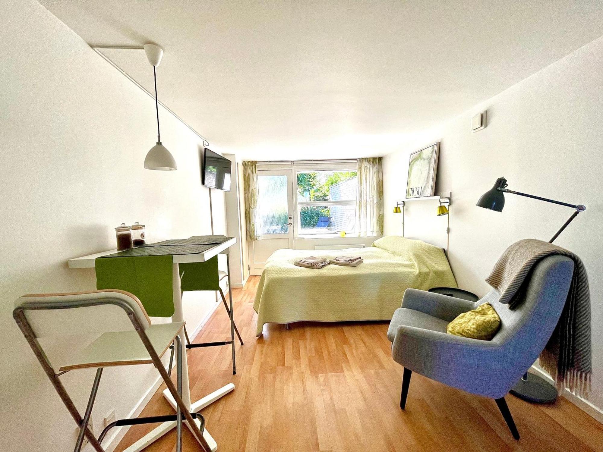 Cosy Apartment With Private Terrace Vallensbaek Buitenkant foto